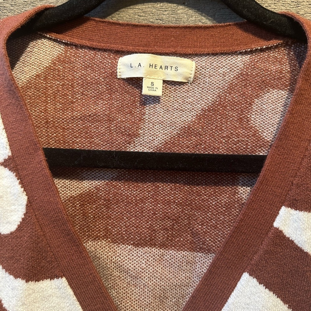 L.A. Hearts soft hippie swirl cognac and cream cropped cardigan size small - Picture 4 of 5